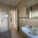 Acogedora Casa Familiar Con Jardin Y Barbacoa Cerca De La Playa En - Hisp-7-41 Villa *