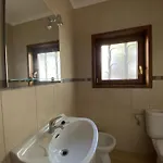 Acogedora Casa Familiar Con Jardin Y Barbacoa Cerca De La Playa En - Hisp-7-41 *